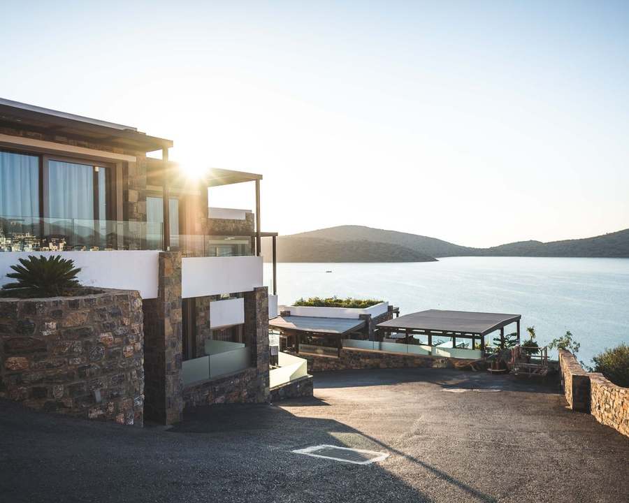Exterior of a sample lakefront estate in Windermere